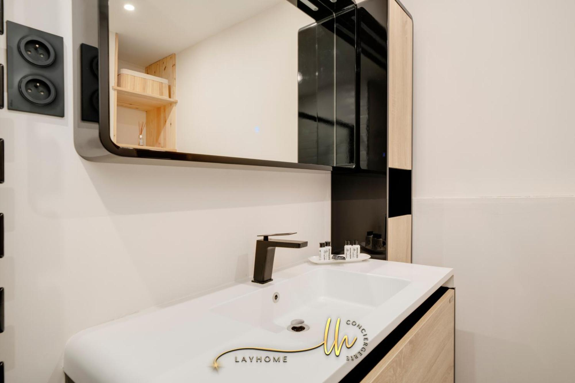 Chaleureux, Lumineux Et Confortable F2 Renove En Plein Coeur De Нанси Экстерьер фото