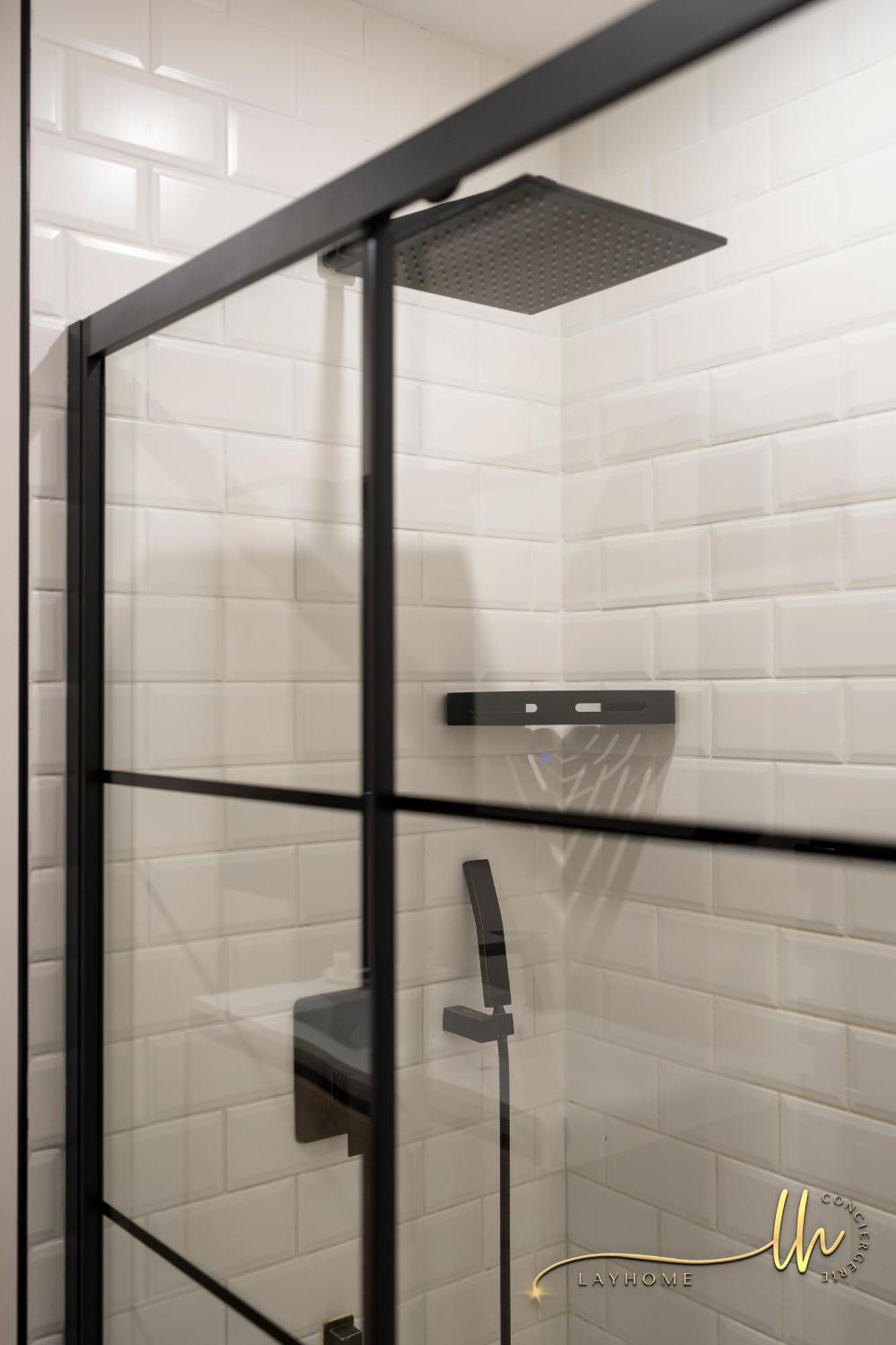 Chaleureux, Lumineux Et Confortable F2 Renove En Plein Coeur De Нанси Экстерьер фото